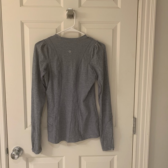 Gray Lululemon shirt - Picture 3 of 4